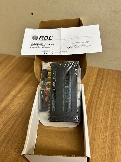 RDL RU-AVX4 Audio/Video Switcher