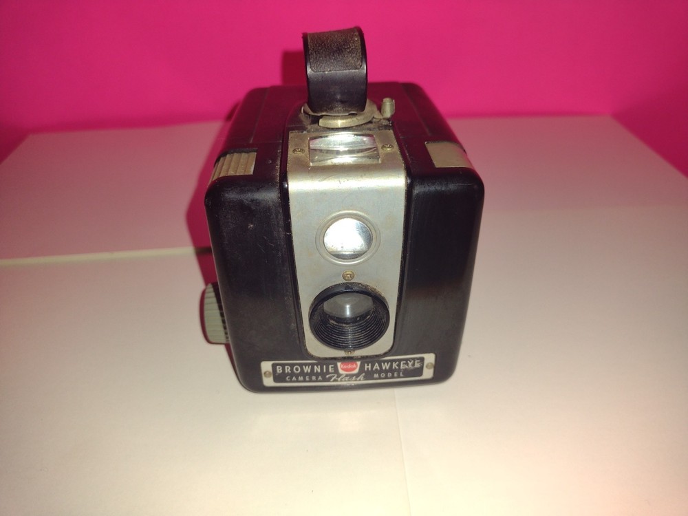 Brownie Hawkeye Camera - Flash Model - Kodak- Untested - as Is
