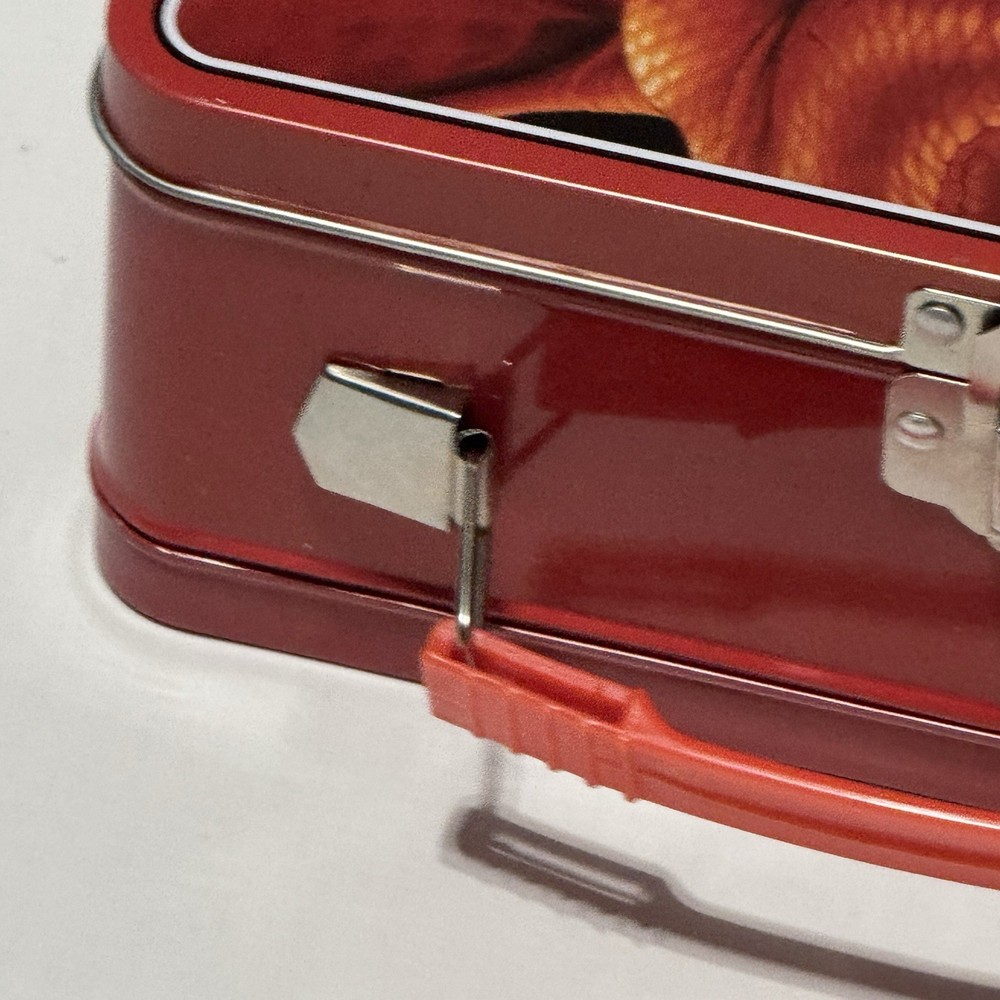 Dungeons and Dragons Large Tin Tote Lunch Box