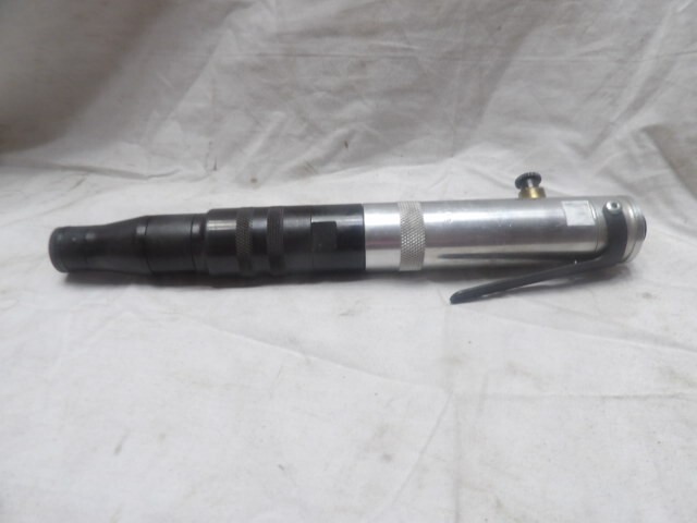Chicago Pneumatic 1/4" Hex Reversible Screwdriver Model #CP2420LR10.CF4
