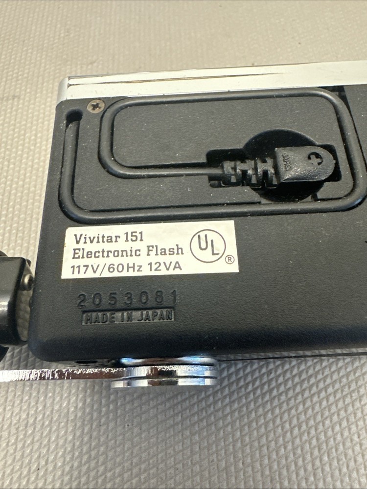 Vivitar 151 Electronic Flash Untested