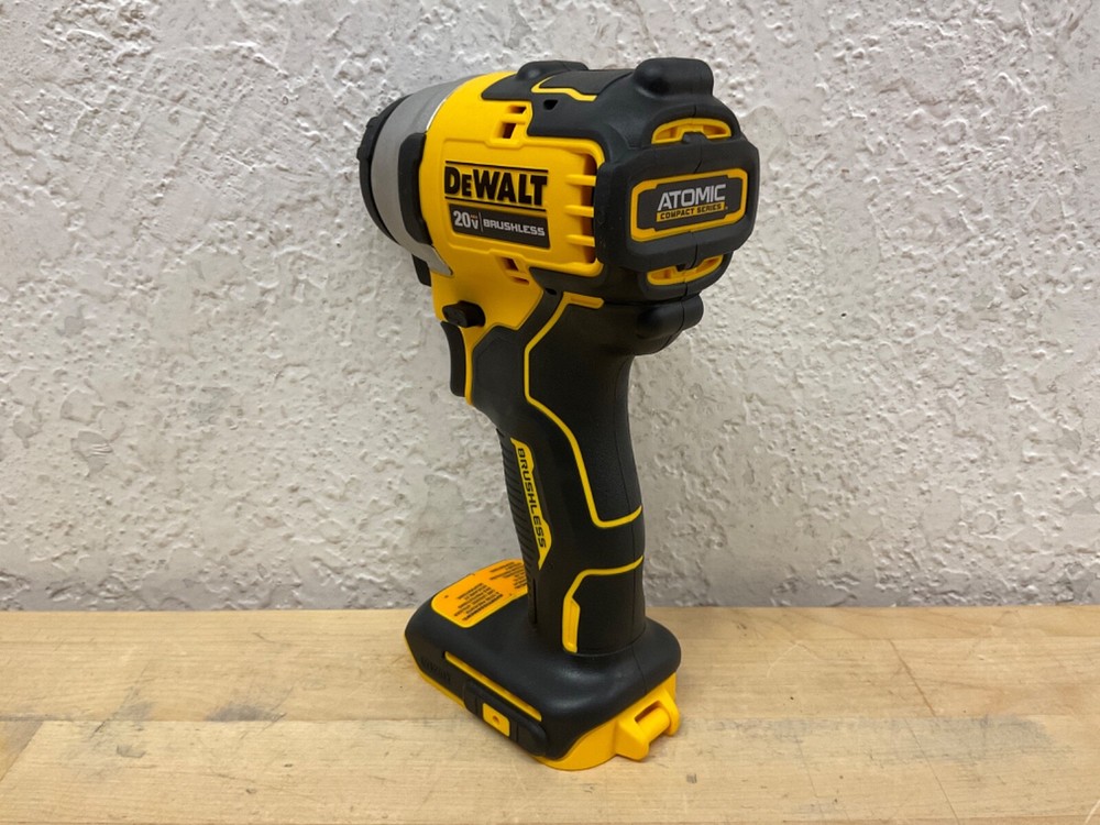 DEWALT DCF809D1 ATOMIC 20V Brushless Cordless Compact 1/4” Impact Driver Kit