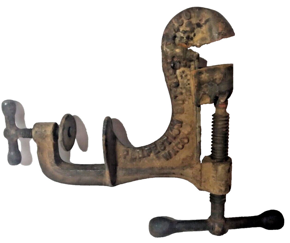 Nutcracker Pat Nov. 17, 1914 Perfection Nut Cracker Co Waco Texas READ
