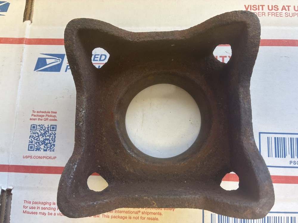 AERMOTOR 4- Leg Windmill Mast Post Base, A124