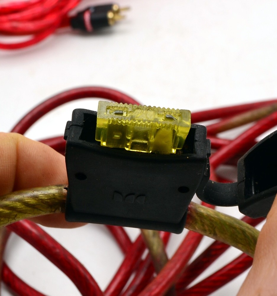 Monster Cable Car Set - Interlink 101XLN - Power Distribution 8 ga - Remote On