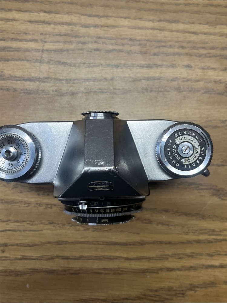 Zeiss Ikon ContaFlex Synchro-Compur Camera
