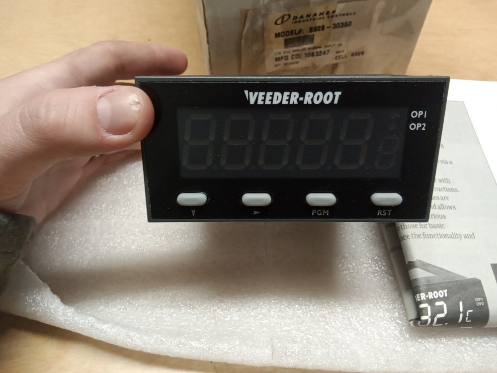 DANAHER Controls S628-30360 VEEDER-ROOT DIN Analog