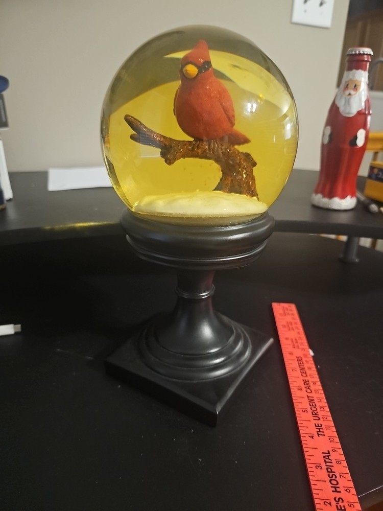 December Home Waterglobe Key 710