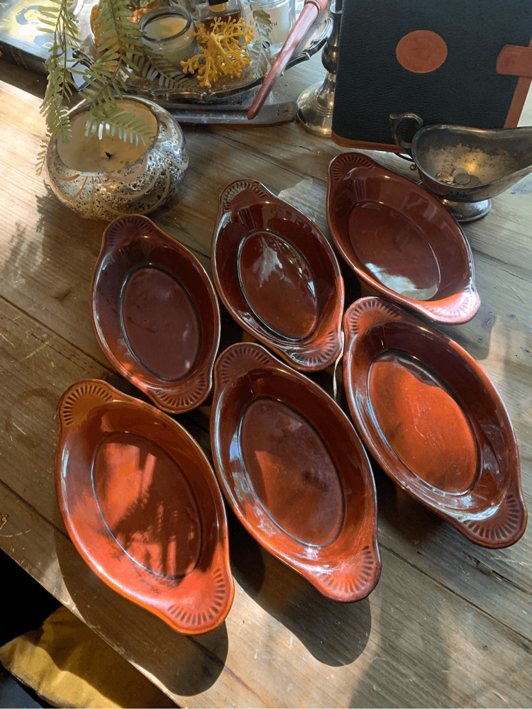 6 piece set of Ultima dishes