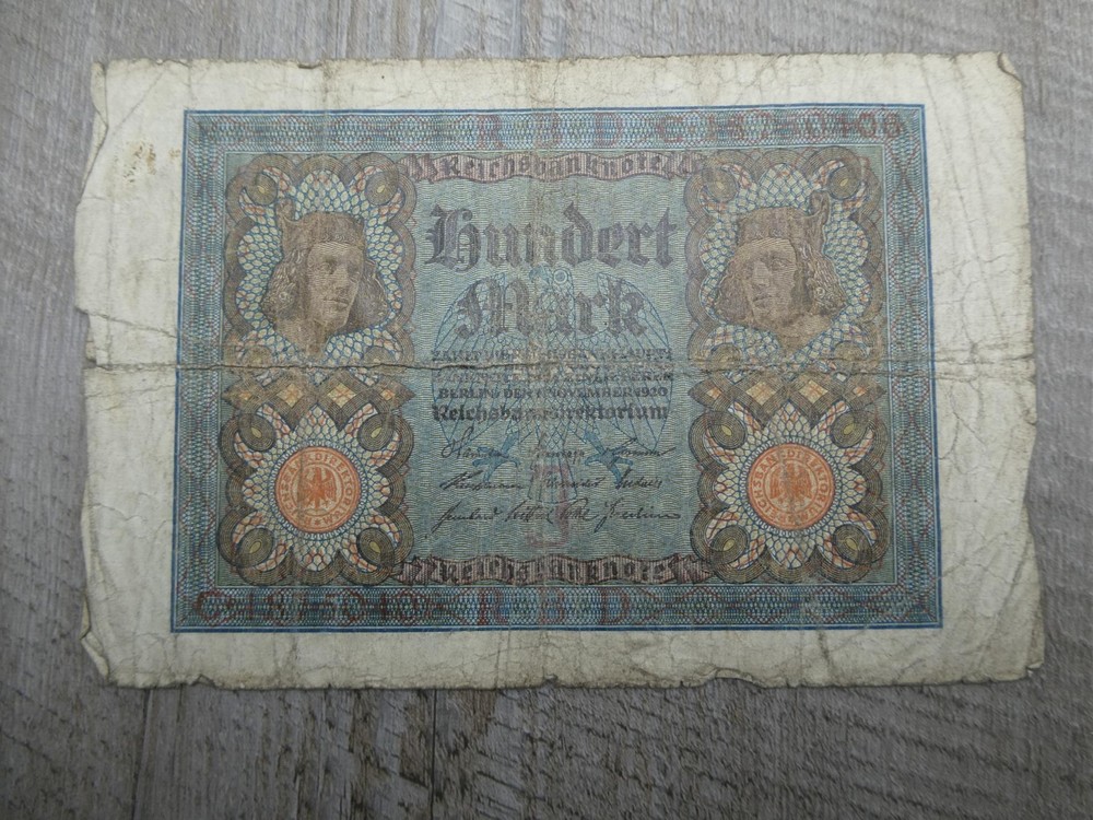 Heavy Circulated Germany 100 MARK Banknote 1920 DF55