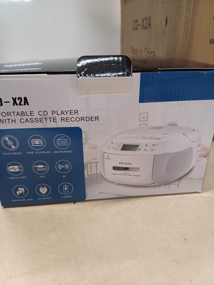 CD-X2A Portable CD player And cassette Recorder WHITE With Remote