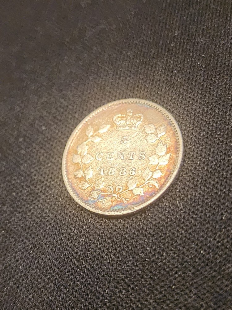 1886 Canada 5 Cents Silver Coin