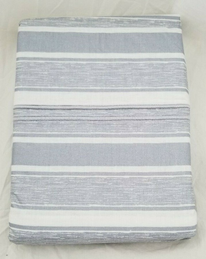 2 pc Willow Dream Blue, Silver, White Standard Pillowcases NIP