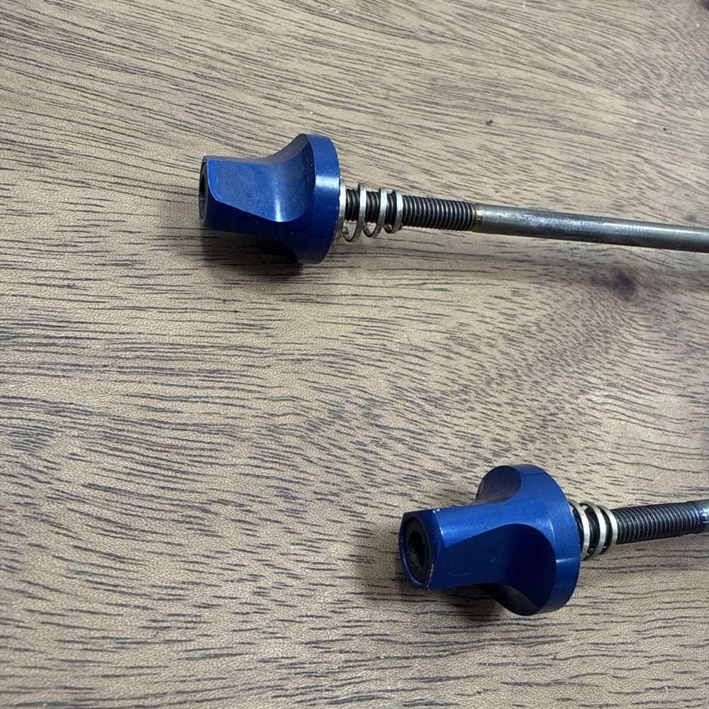 Salsa Front Rear Wheel Quick Release Skewer Pair 130/135m Blue
