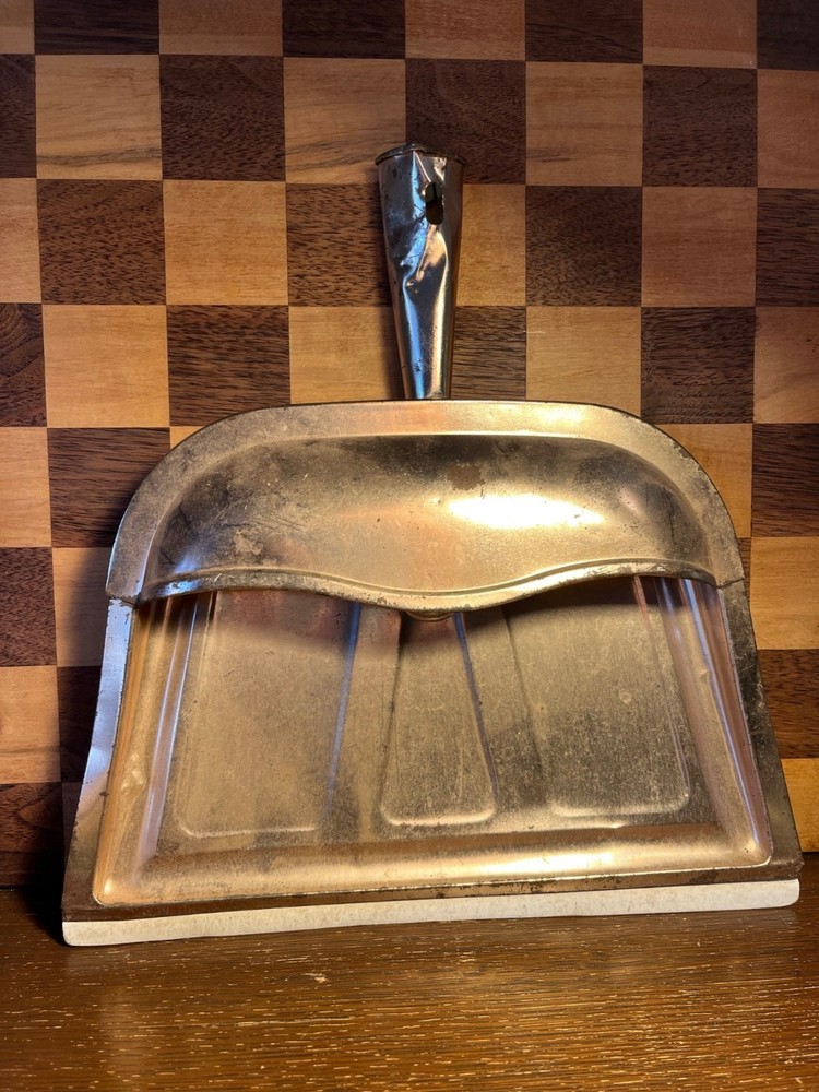 Copper Colored Metal Dustpan, Bent Handle