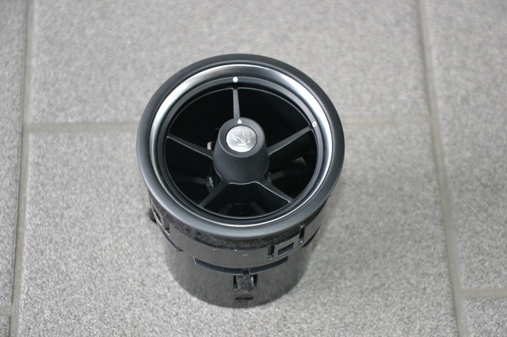 Ferrari FF F151 Dashboard Air Vent Nozzle Diffuser 83345300