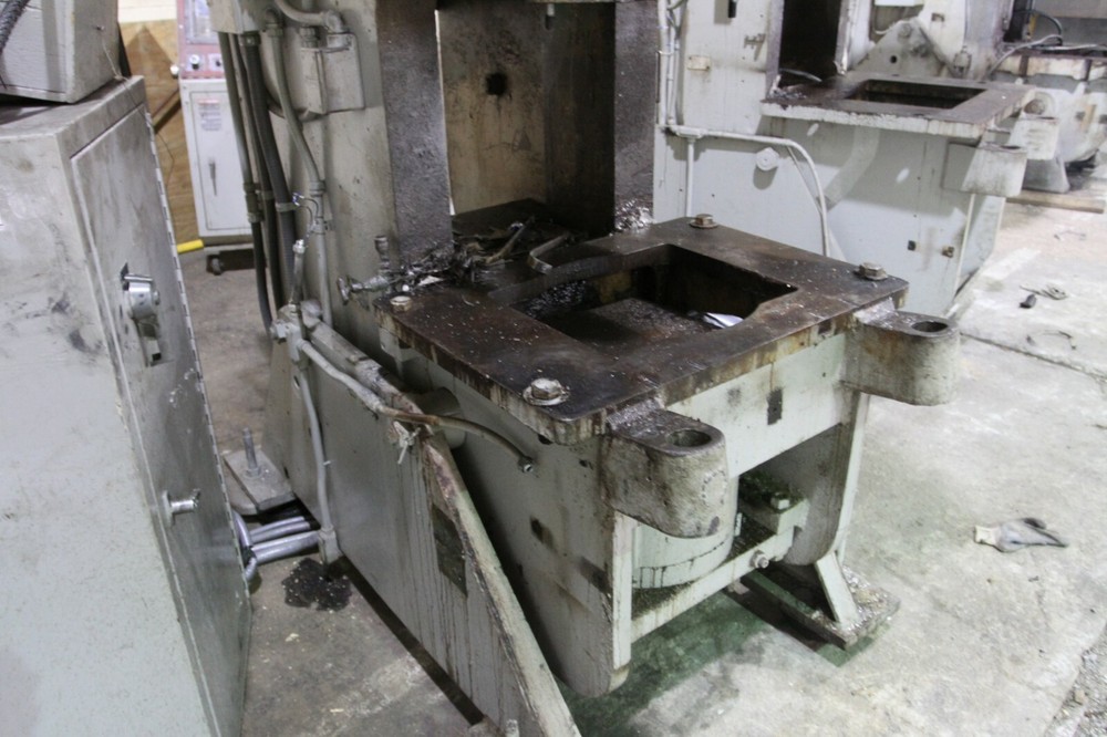 60 TON WARCO OBI BACKGEARED PRESS: YODER #62425