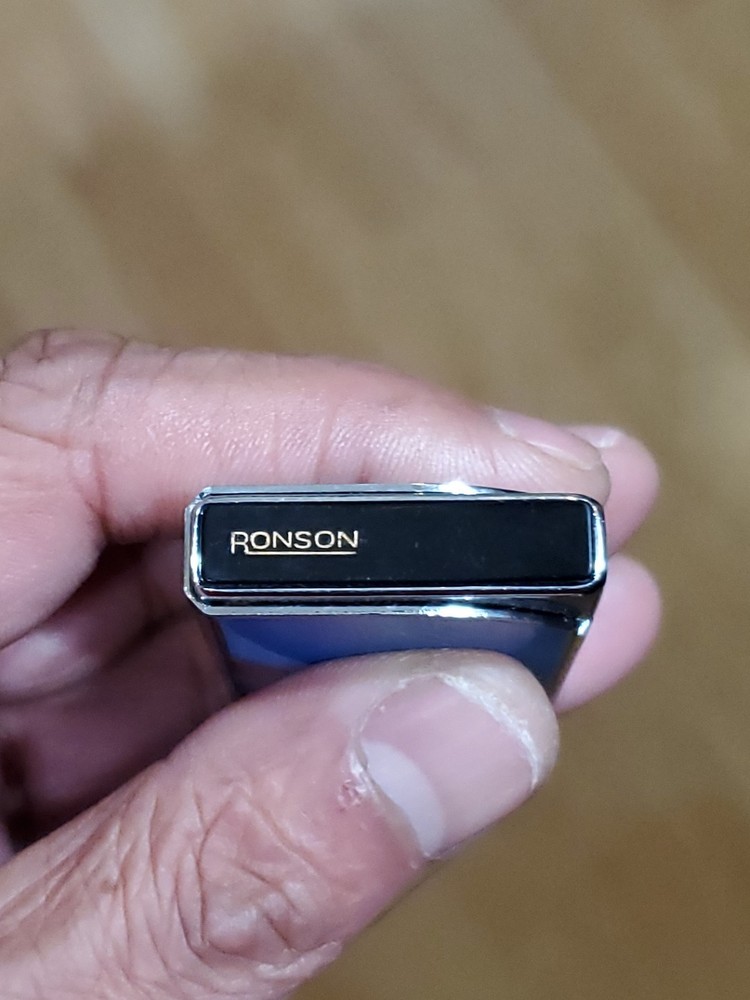 Vintage Ronson Lighter