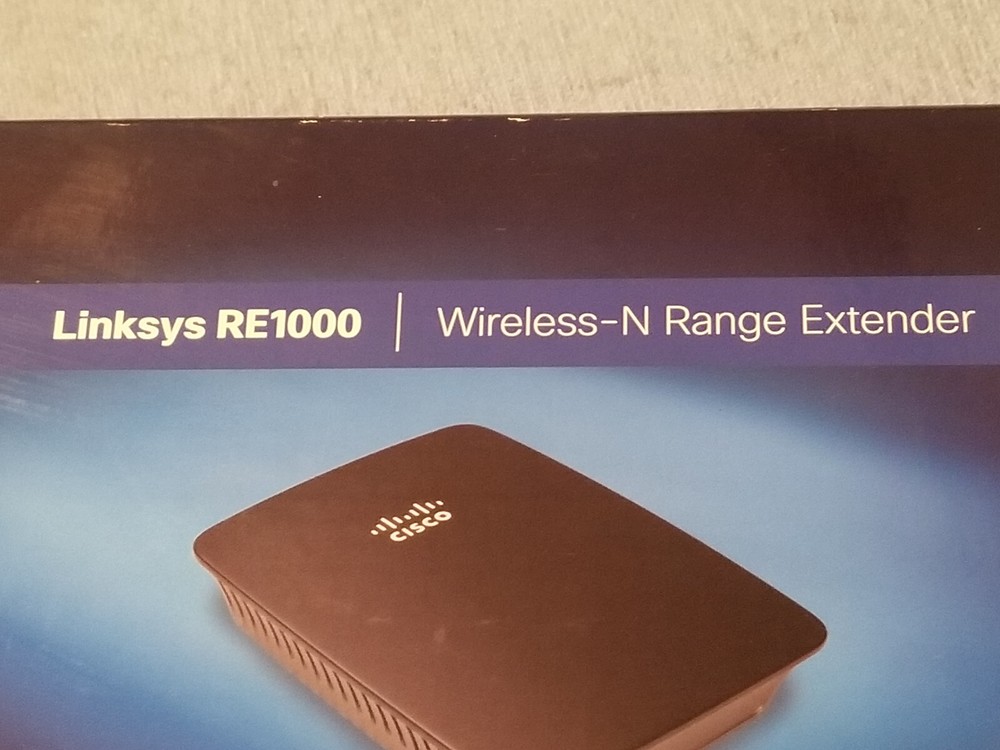 Cisco Linksys Wireless-N Range Extender RE1000 Original Device Box Cables Manual