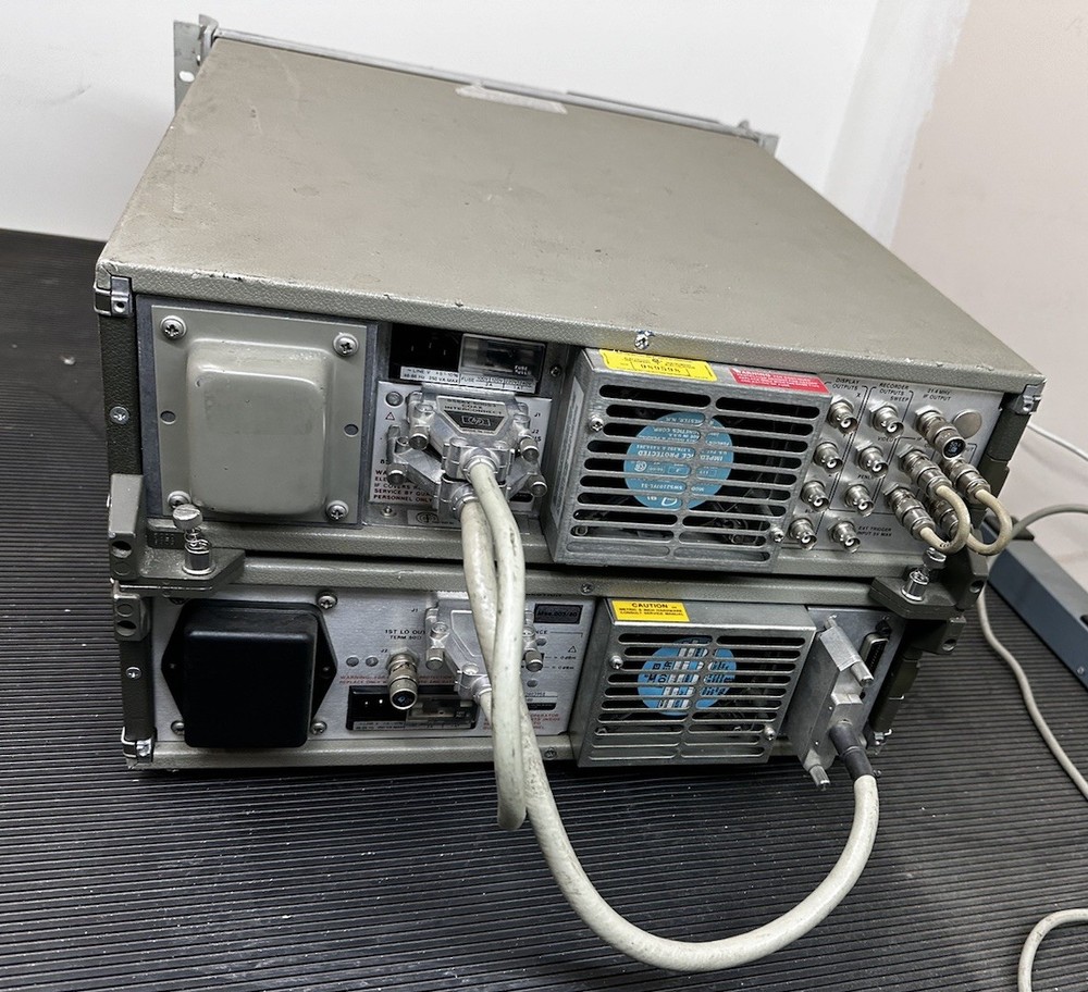 HP 8568B Spectrum Analyzer / 85662A Display Unit & Interconnect cables Read