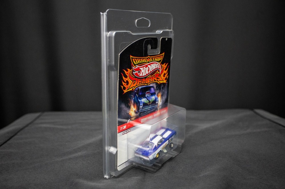 Diamond Protector 30 Johnny Lightning Auto World Diecast Protector Case