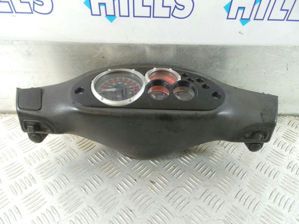 2004 PIAGGIO NRG SPEEDOMETER CLOCKS