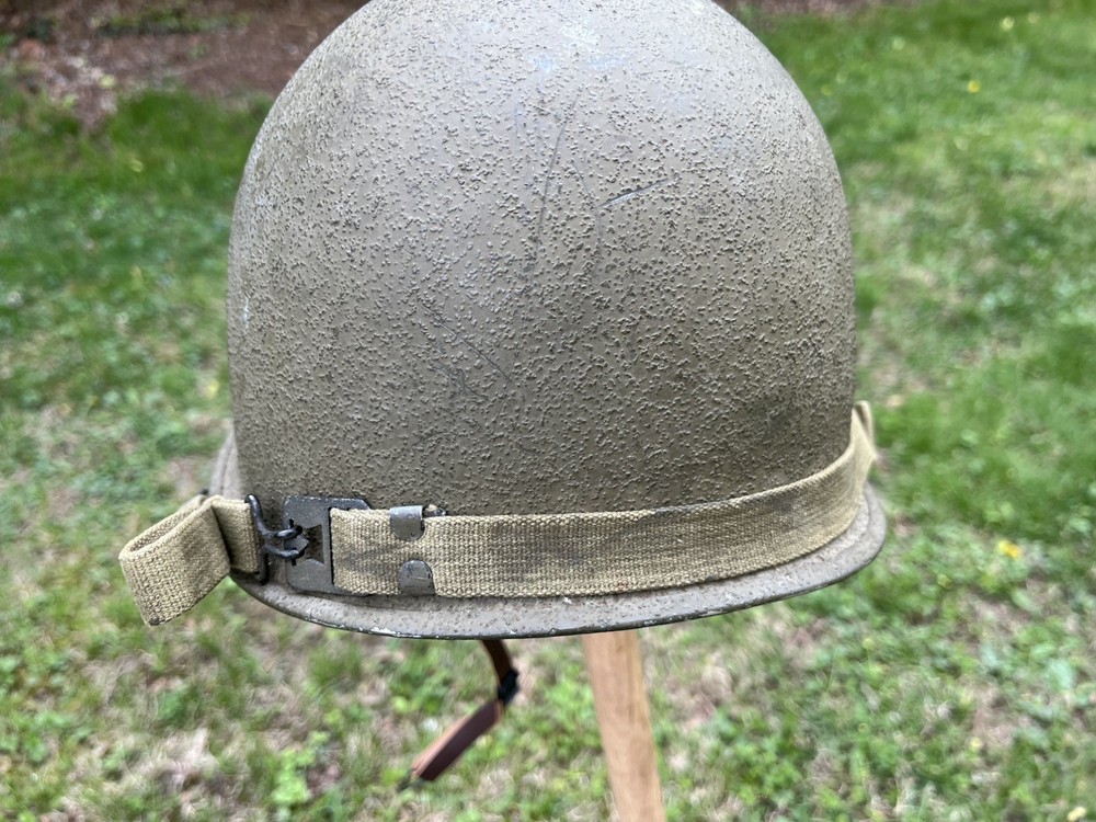 WW2 M1 Helmet Front Seam