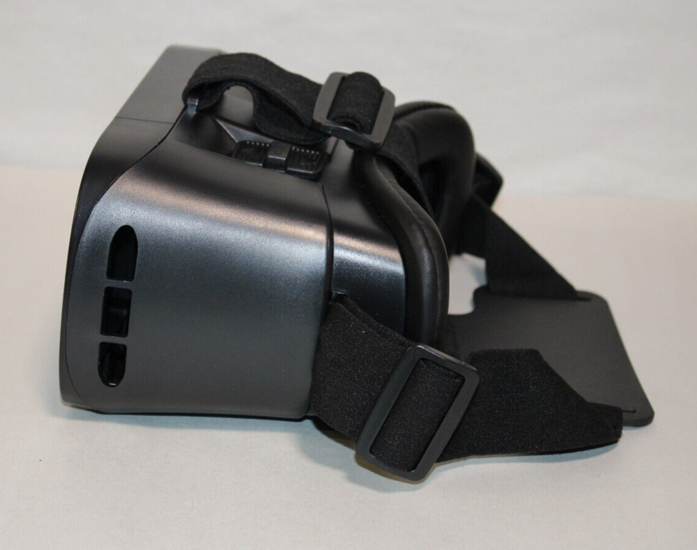 URG Virtual Reality Goggles – Works with Android & iPhone – Original Box