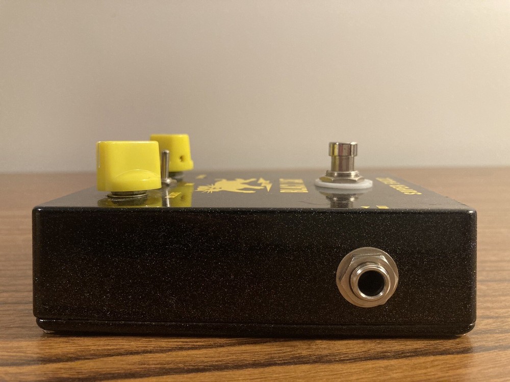 Black Cat Super Fuzz Effects Pedal #255