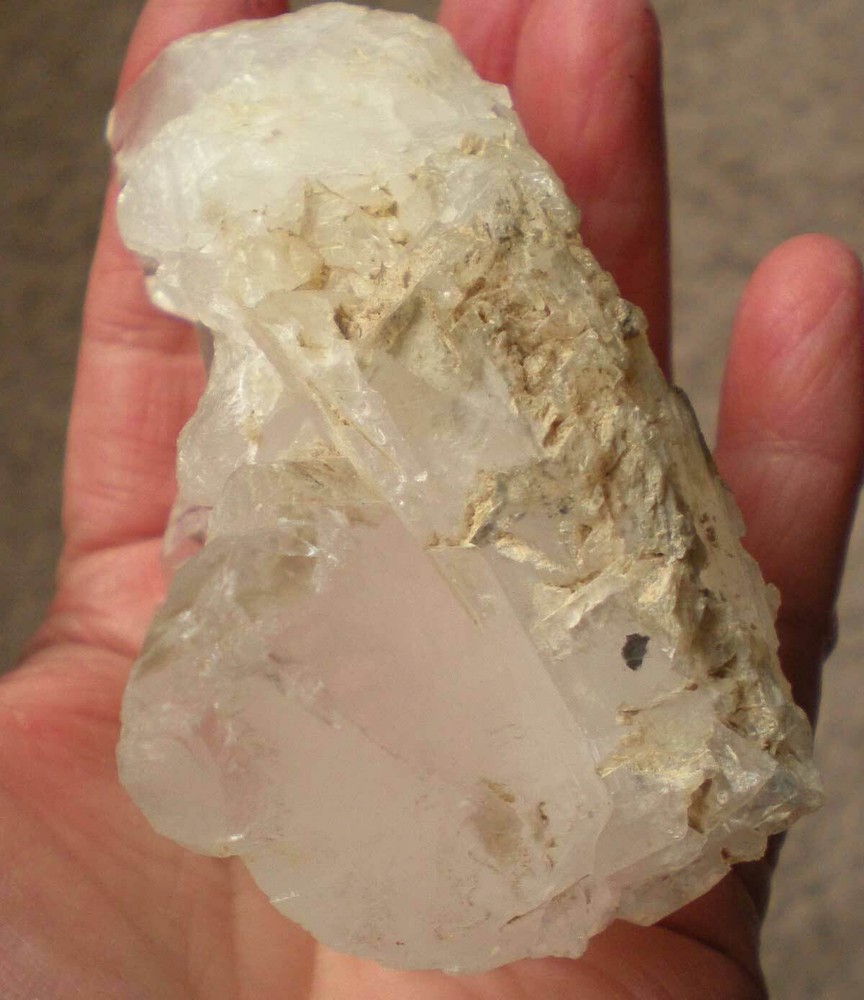 Clear Quartz Faden Crystal r590