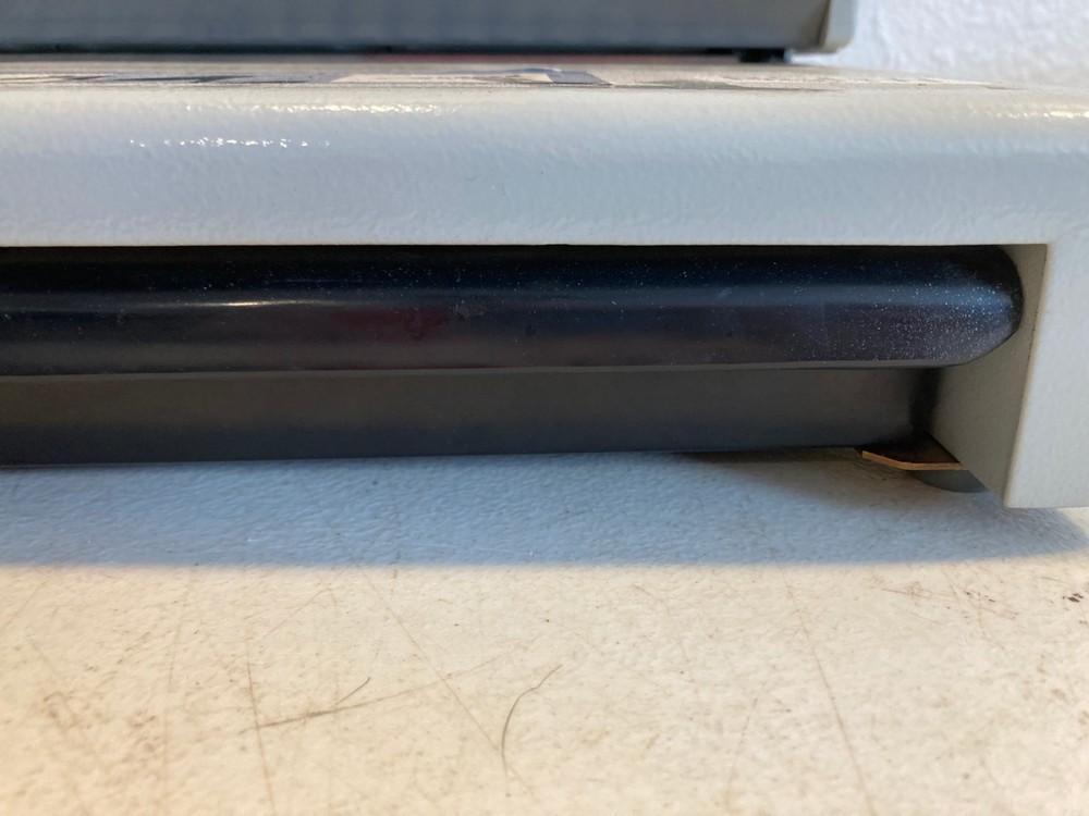 IBICO MODEL KOMBO BINDING MACHINE (PSM104)