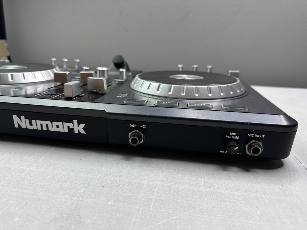 Numark DJ Controller iDJ3, USB iPod Dock Auto Loop Black Color, TESTED, No Cords