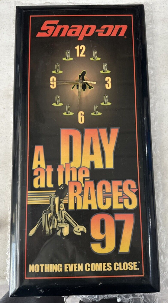 Snap-on Tools A Day At The Races 97 Wall Clock 11"x23" Clock Does Not Work