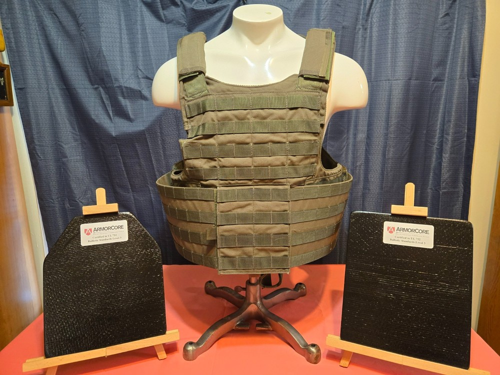 EAGLE INDUSTRIES USMC COMBAT RELEASABLE ARMOR SYSTEM + LEVEL 3 PLATES & SOFT ARM