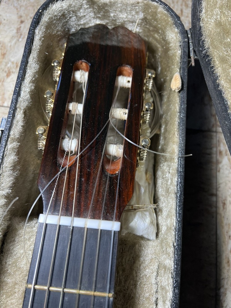 Admira Maruja Classical Guitar