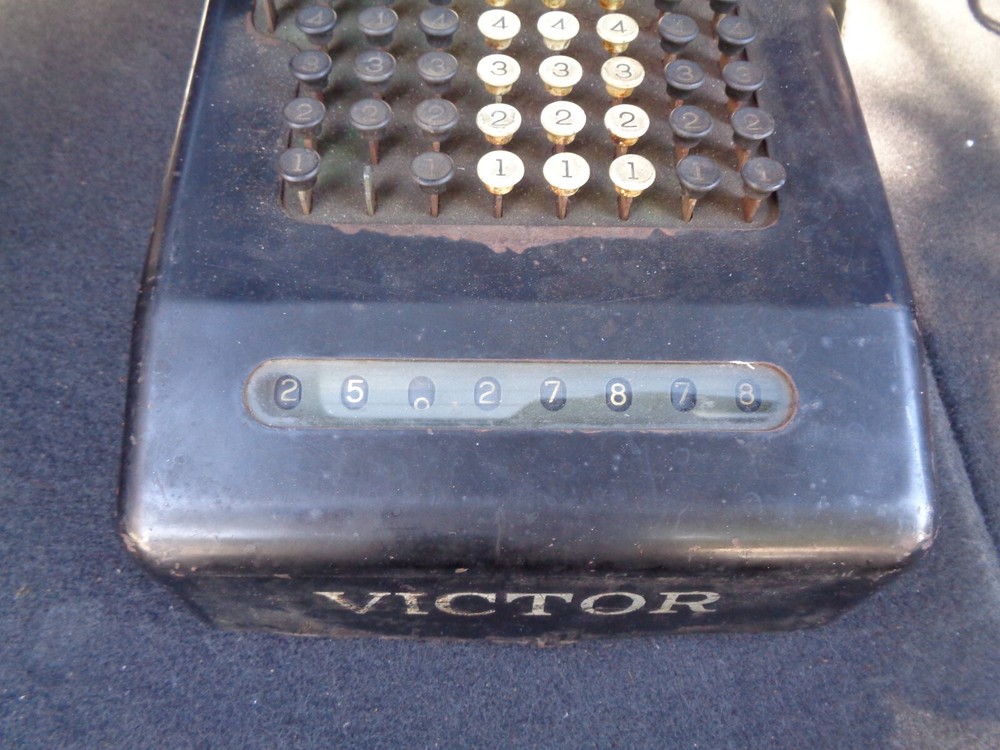 Antique Vintage Victor Hand Crank Adding Machine 1920’s 1930’s functional