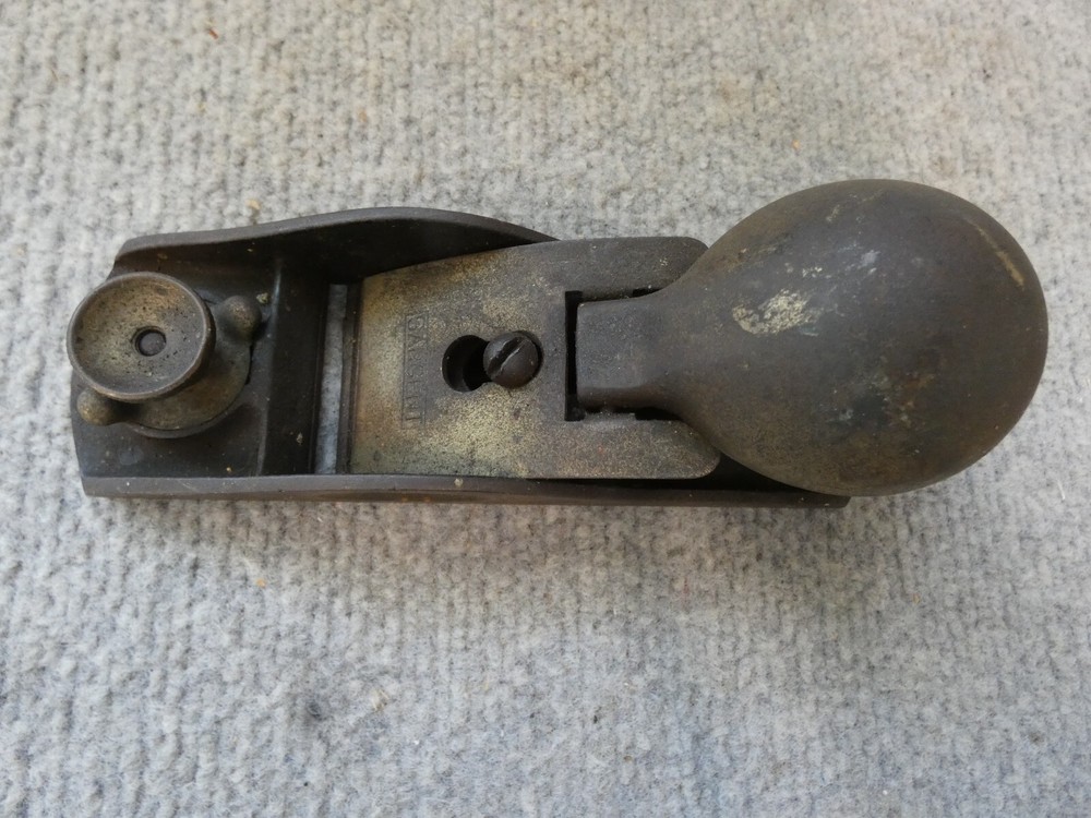 VINTAGE  SARGENT TOOL PLANE 6 3/8