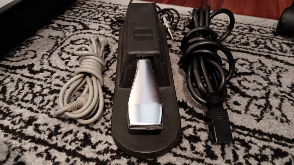 Yamaha KX88 Master Controller Keyboard WITH ACCESSORIES ORIGINAL OWNER