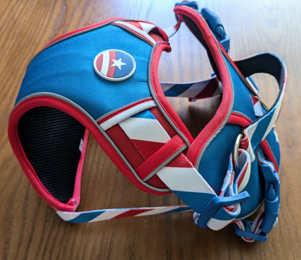 PET HARNESS Captain America Dog Harness Size Large Adjustable