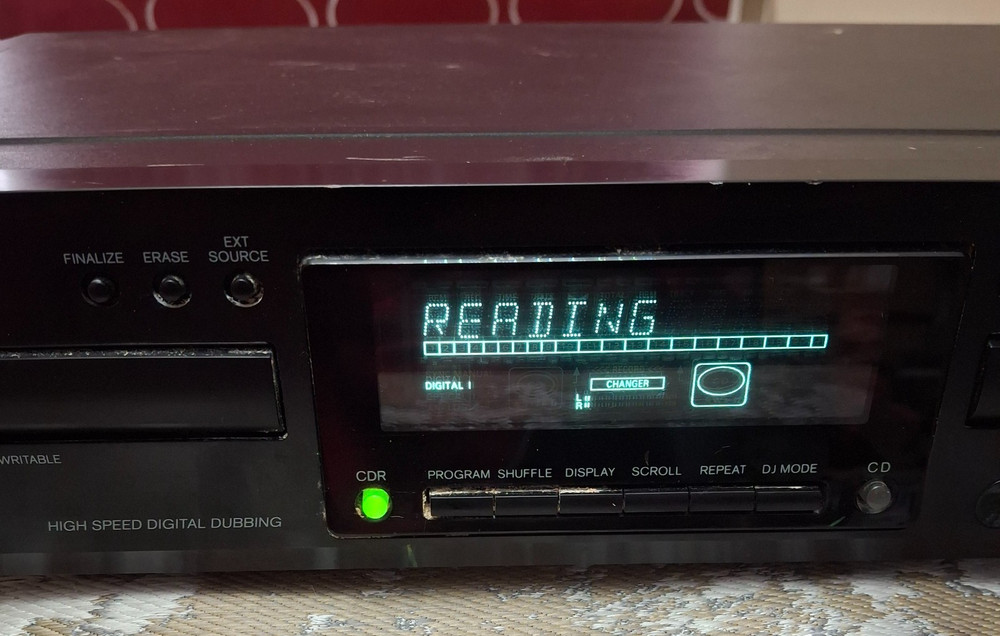 Onkyo DX-RD511 Audio CD Recorder Digital Dubbing Dual Deck *READ* Powers On