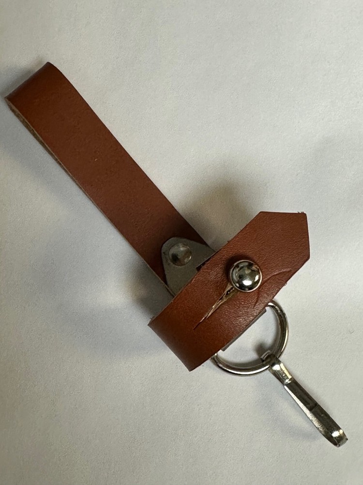 LEATHER FROG FOR EAST BLOCK BAYONET.