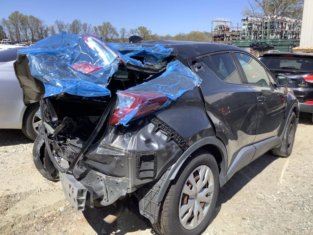 C-HR 2019 Glove Box 4583206