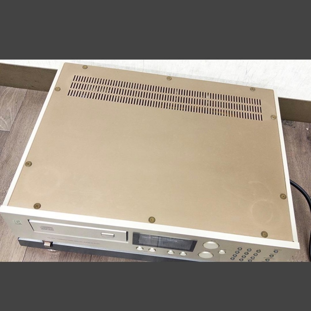 KYOCERA DA-910 CD Compact Disc Digital Audio Player Untested as is