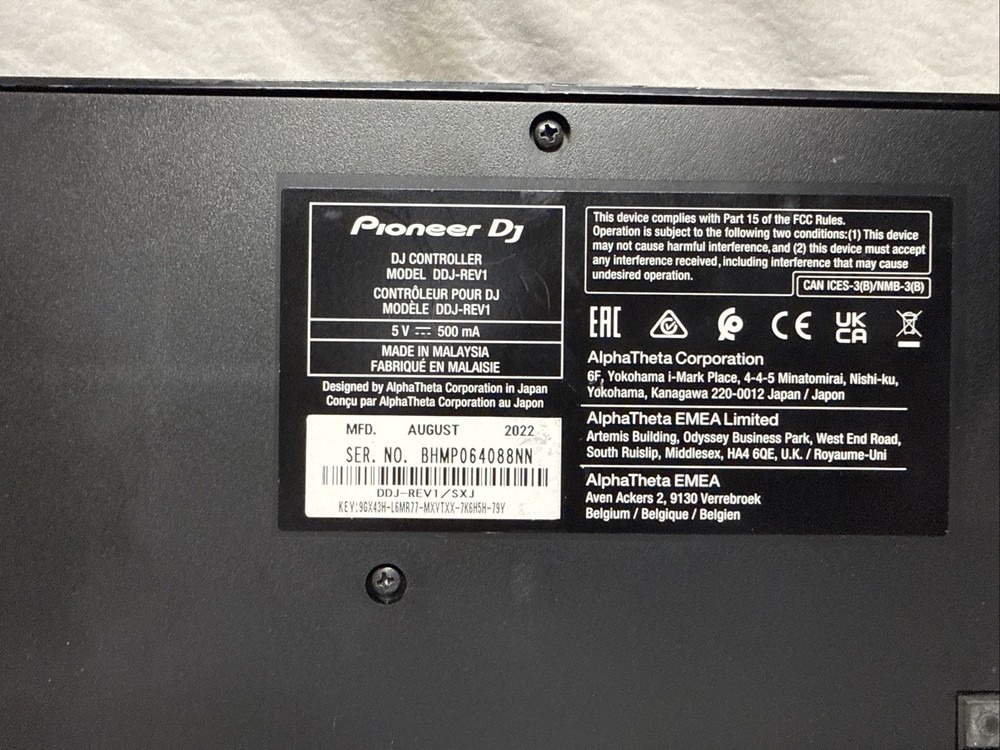 Pioneer DDJ-REV1 Double Deck Controller - Black