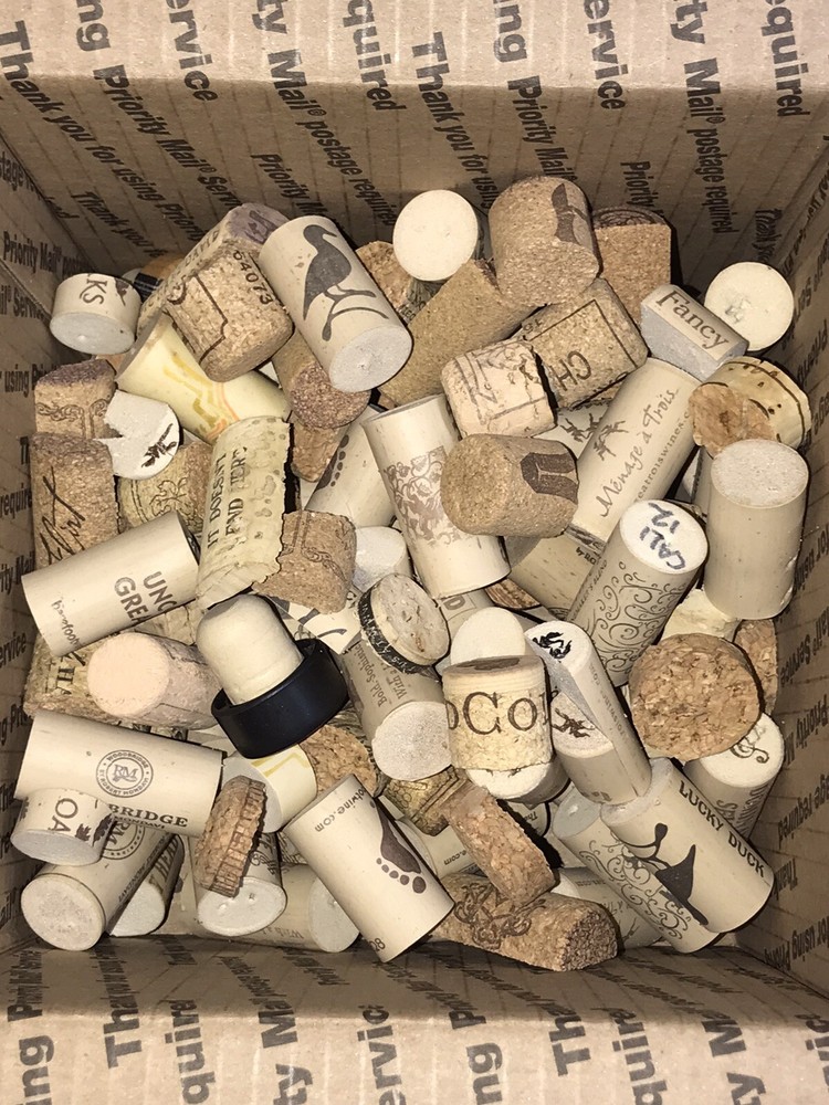 👒Corks~ Assorted ~Some Cut ~ Some Whole Pieces~Crafts~