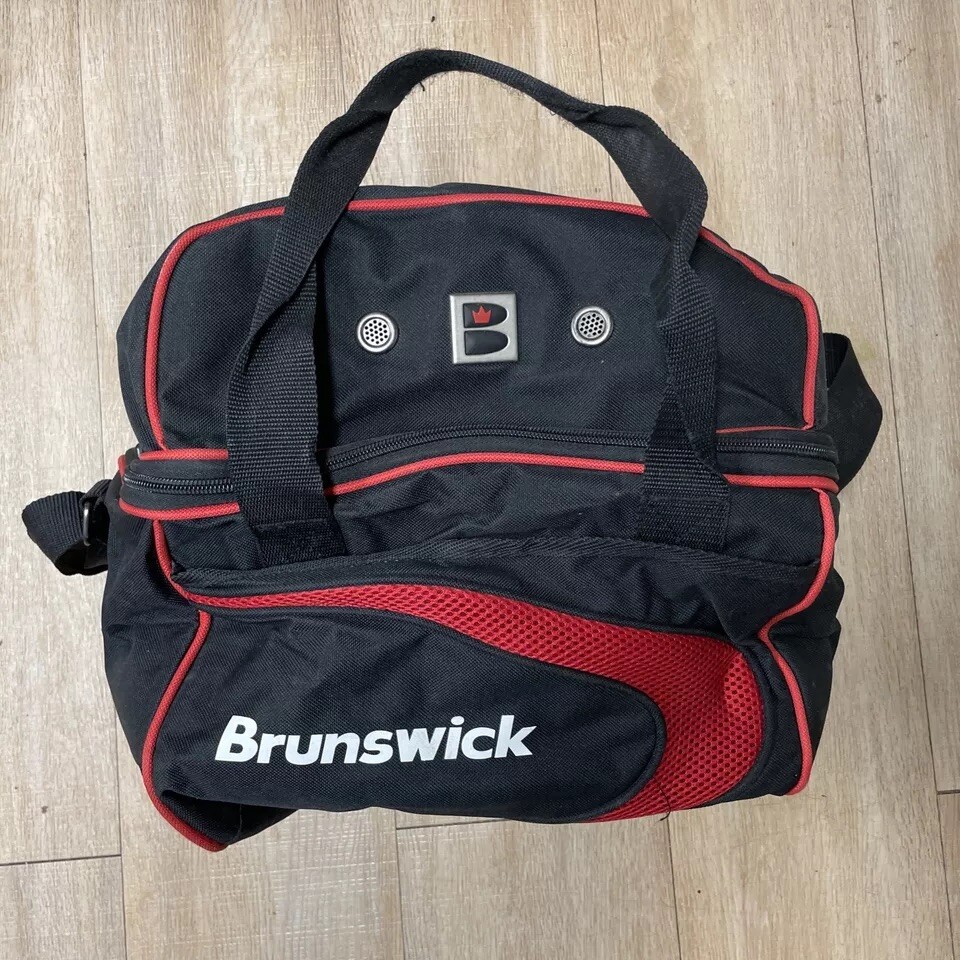 Nice  Brunswick single ball bowling bag￼