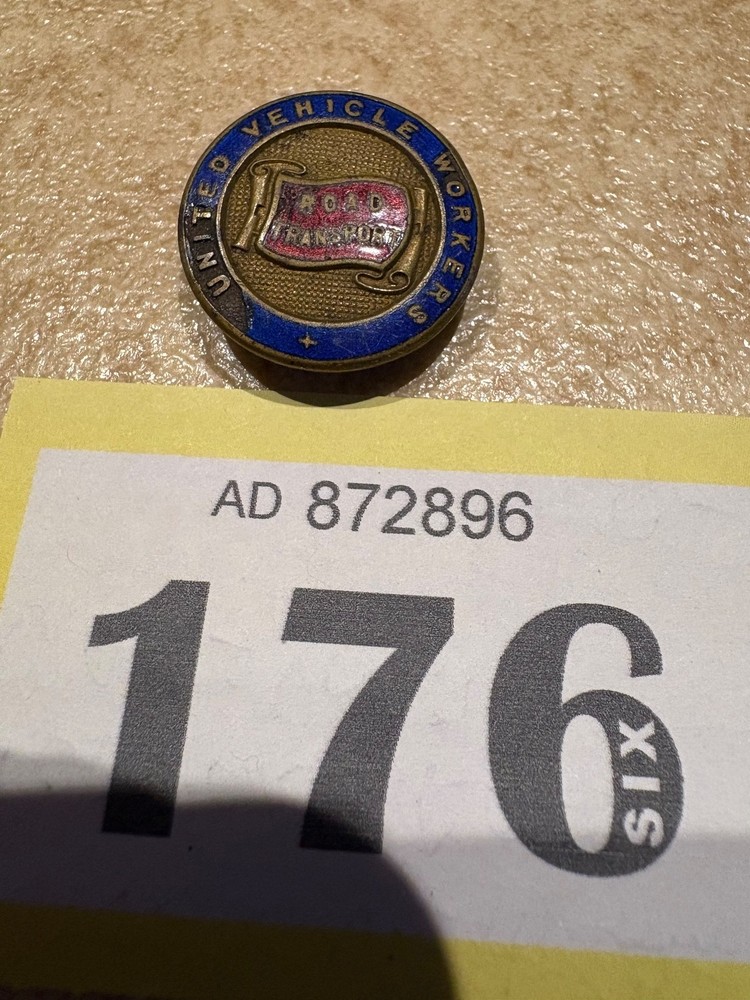 workers  union enamel badge