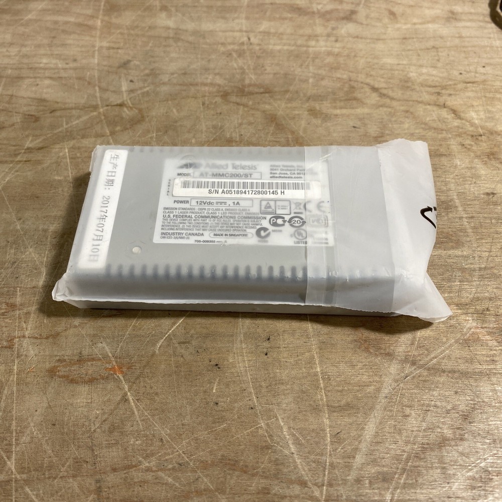 Allied Telesis MMC200/ST Transceiver/Media Converter