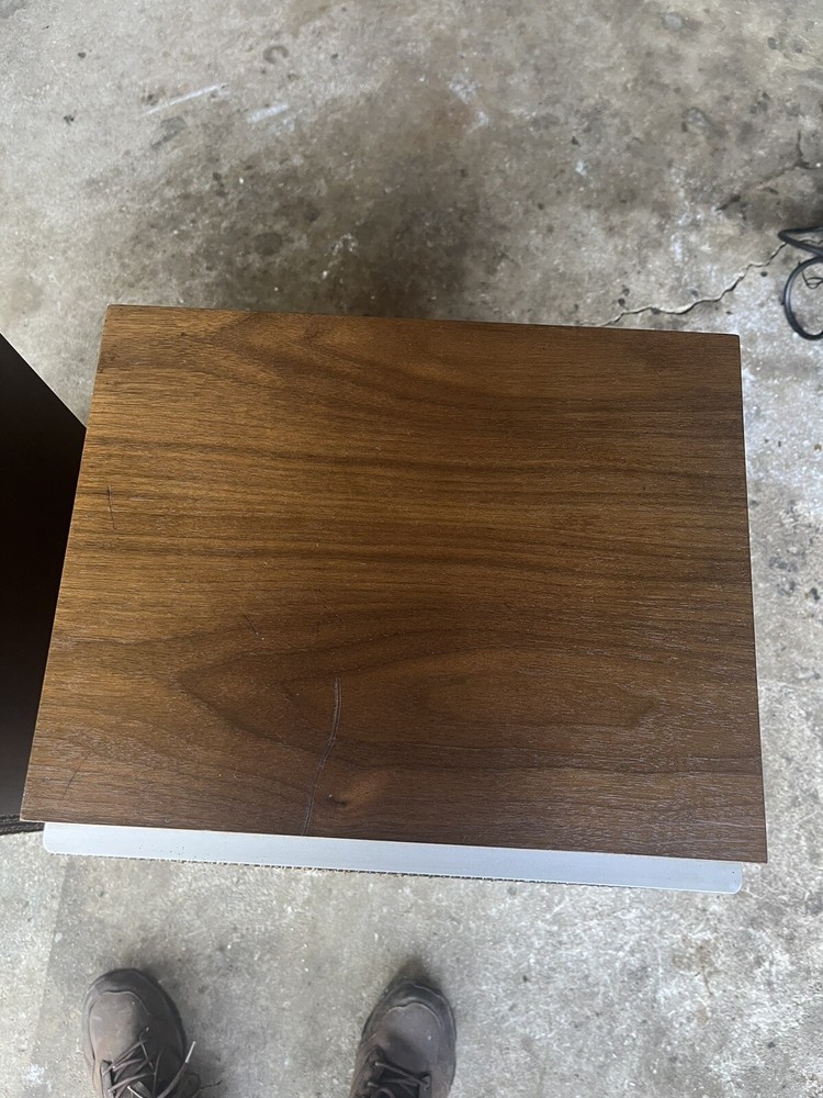 leak sandwich speakers