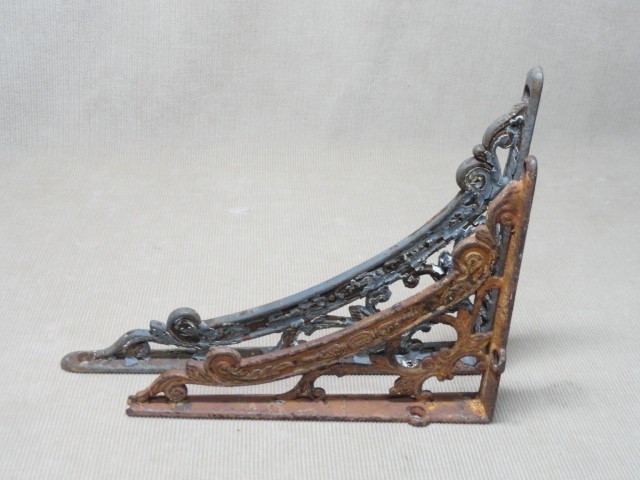 Victorian Cast Iron Shelf Brackets Same Pattern Different Size Original 'D'